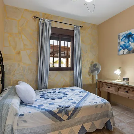 Echizzo Country house